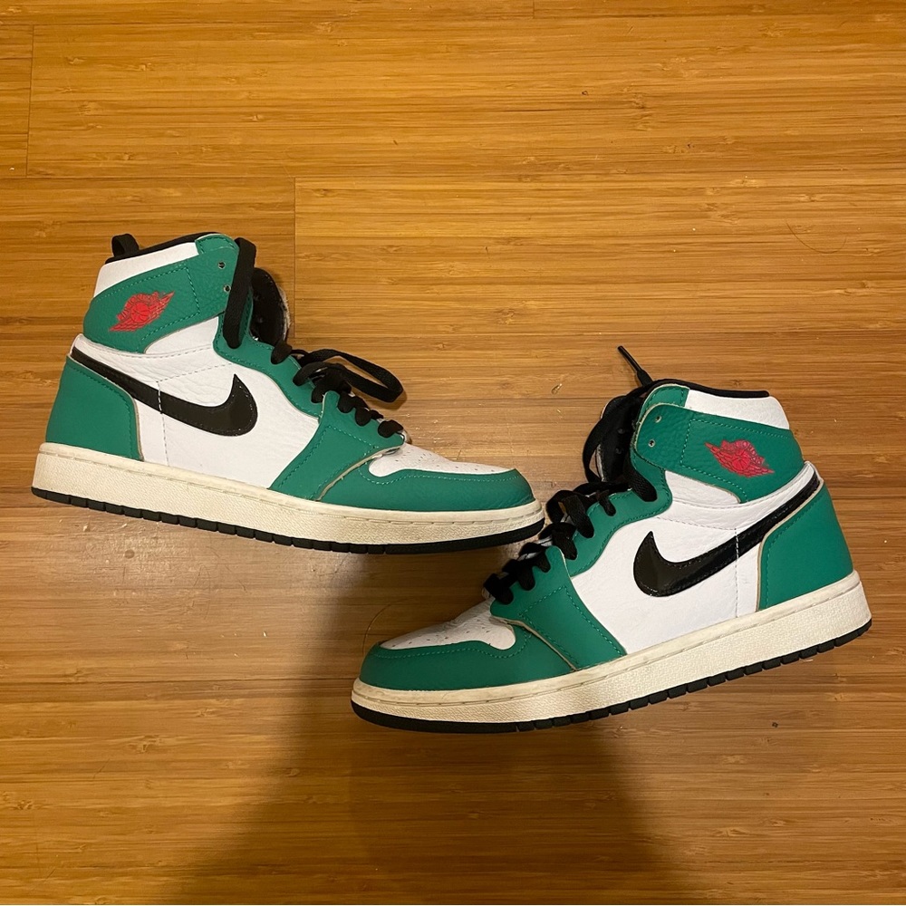JORDAN 1 LUCKY GREEN!